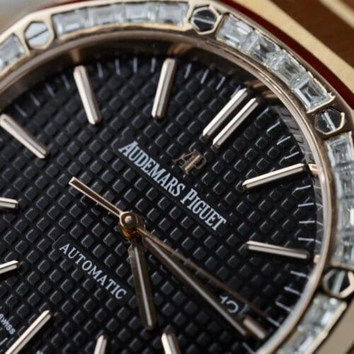 Audemars Piguet Royal Oak 15400OR 41mm Custom with Moissanite Diamonds - Audemars Piguet Royal Oak 15400OR 41mm Custom with Moissanite Diamonds -