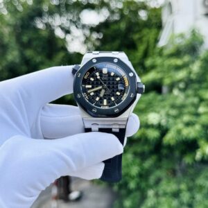 Audemars Piguet Royal Oak 15720ST 42mm Black Dial -
