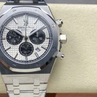 Audemars Piguet Royal Oak 26331 Chronograph White Dial 41mm -