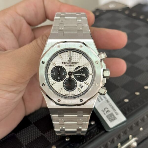 Audemars Piguet Royal Oak 26331ST 41mm with White Dial -