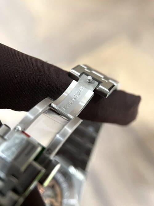 Audemars Piguet Royal Oak 26574ST 41mm with Black Dial - Audemars Piguet Royal Oak 26574ST 41mm with Black Dial -