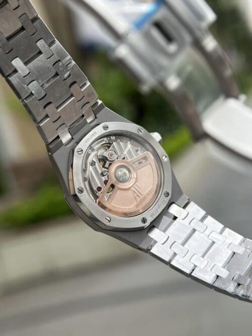 Audemars Piguet Royal Oak 34mm with Blue Dial and Metal Wire Bracelet - Audemars Piguet Royal Oak 34mm with Blue Dial and Metal Wire Bracelet -