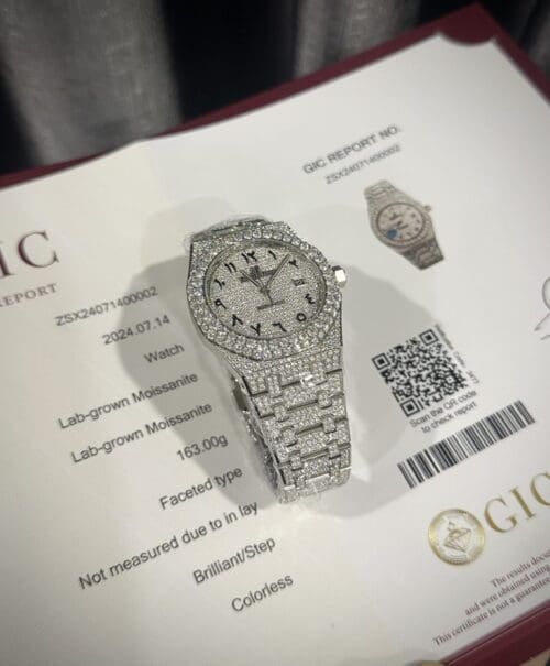Audemars Piguet Royal Oak 41mm Custom with Moissanite Diamonds - Audemars Piguet Royal Oak 41mm Custom with Moissanite Diamonds -