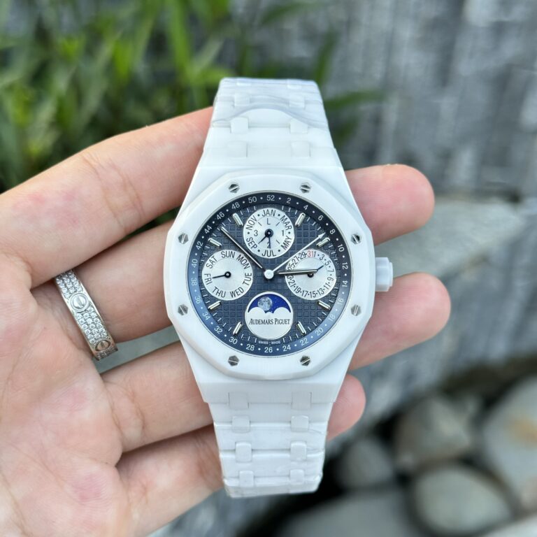 Audemars Piguet Royal Oak Perpetual Calendar 26579CB 42mm in White Ceramic - Audemars Piguet Royal Oak Perpetual Calendar 26579CB 42mm in White Ceramic -
