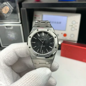 Royal Oak 15450 37mm black dial Super Clone -