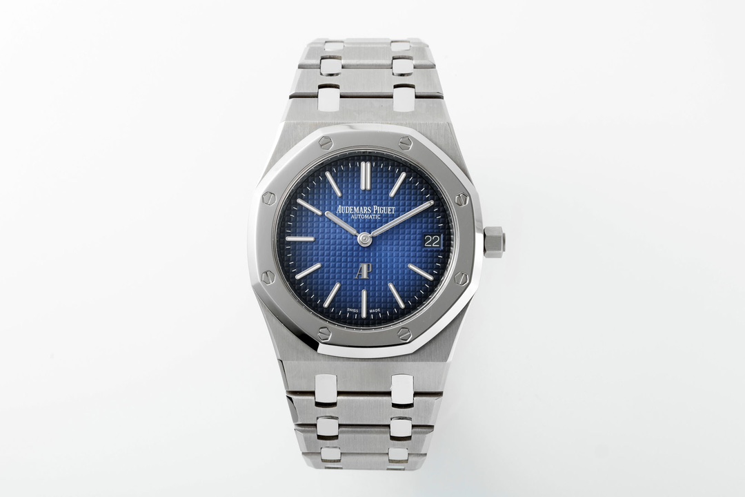 Royal Oak 39mm 15202IP Titanium ZF 1:1 Best Edition Gradient Blue Textured Dial on SS Bracelet A2121 V2 - Royal Oak 39mm 15202IP Titanium ZF 1:1 Best Edition Gradient Blue Textured Dial on SS Bracelet A2121 V2 -